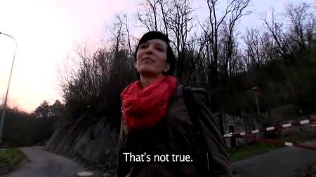 Снял телку и трахнул в заброшеном сарае