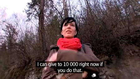 Снял телку и трахнул в заброшеном сарае