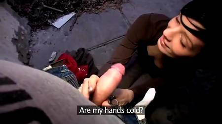 Снял телку и трахнул в заброшеном сарае