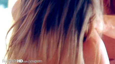 Развратная одежда - залог классного секса