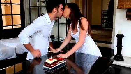 Сексуальная романтика с молодой женой