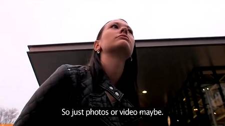 Якуб дерет одну наивную модель