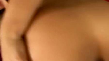 Зрелая тетка готова к анальному траху