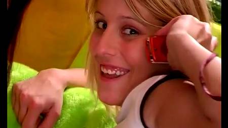 Потрясающие забавы двух развратниц