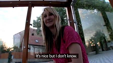 Дикий секс в грязной подворотне