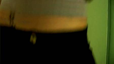 Рыжий мужчина любит заниматься пикапом во время отдыха