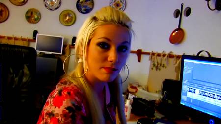 Девушка с тату дала себя оттрахать в зад